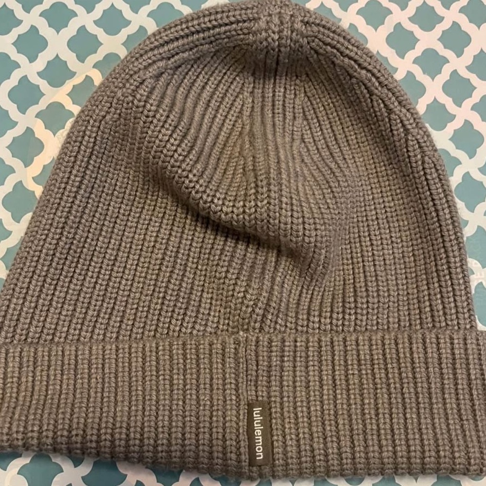 Lulemon Warm Revelation Beanie